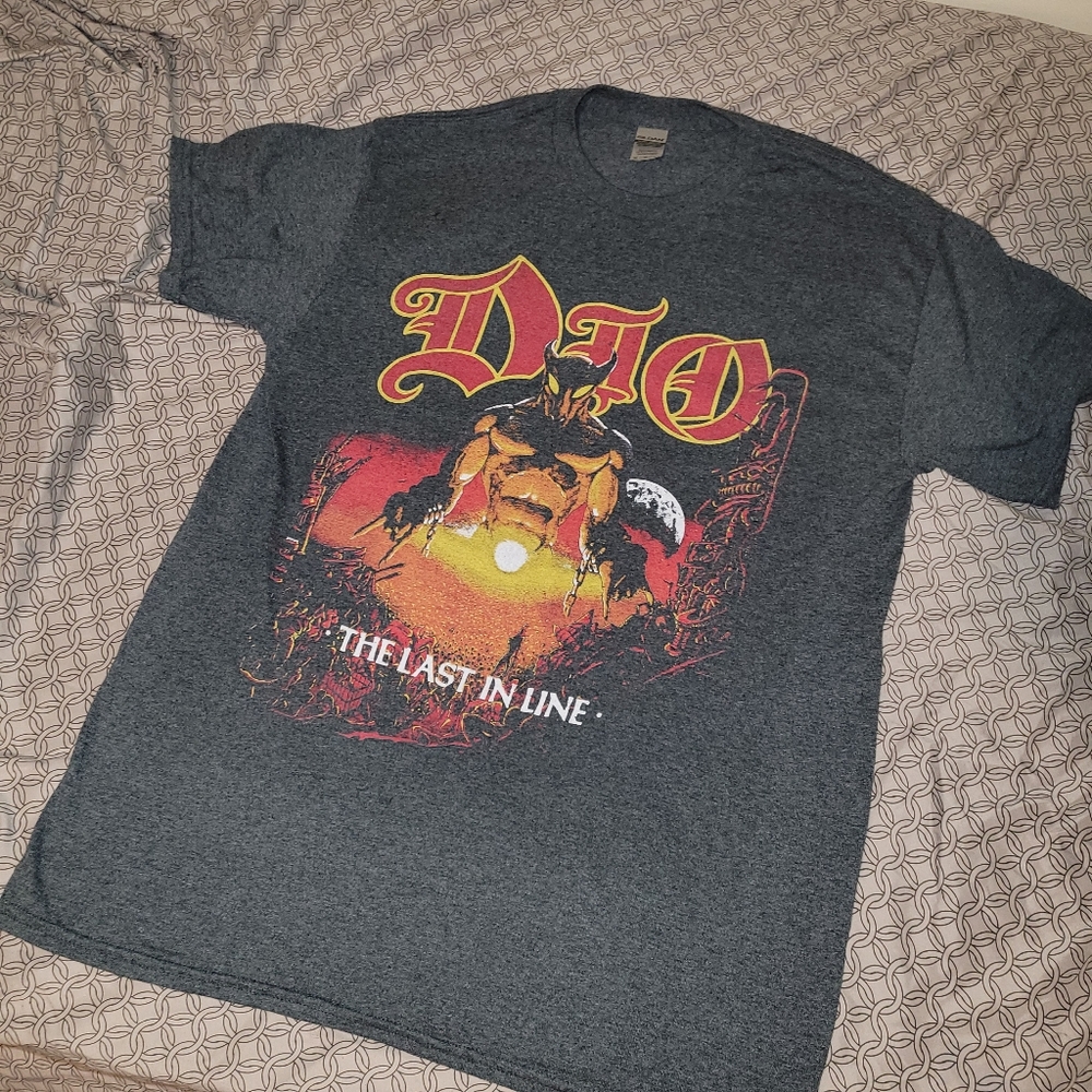 DIO t-shirt size medium never worn.